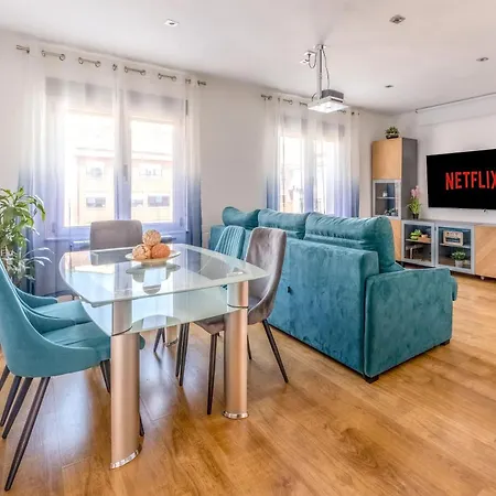 Daire Nuevo Cerca Centro , Wifi Y Calefaccion