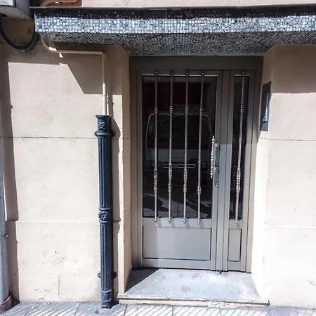 Daire Nuevo Cerca Centro , Wifi Y Calefaccion *